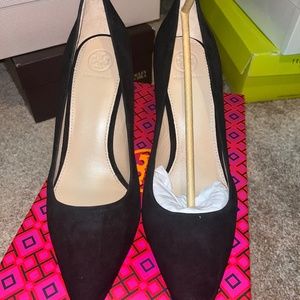 Tory Burch pump